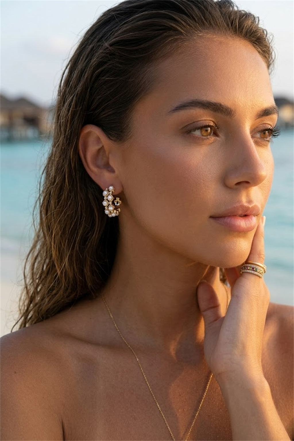 Boucle d'Oreilles Mila - Créoles Perles - Chic et intemporel